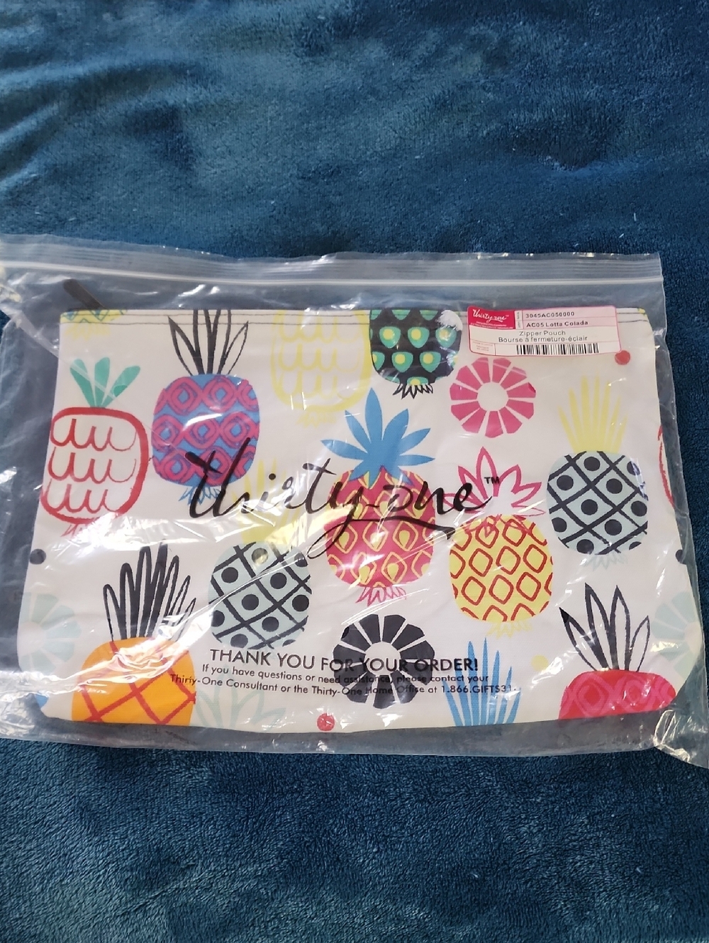 Thirty-One Pineapple Print Zipper Pouch - Multicolor